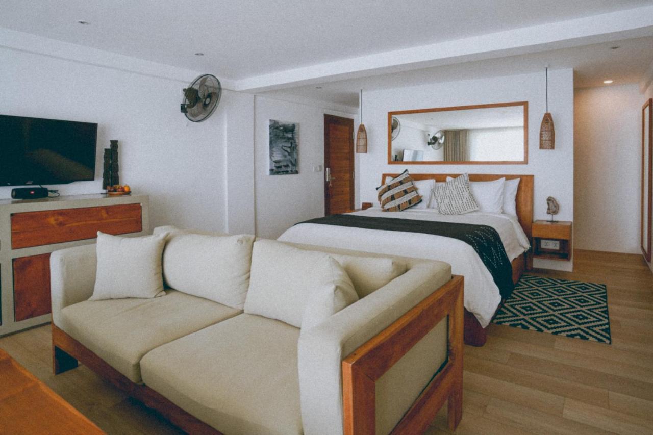Legends Beachfront Resort อูลูวาตู ภายนอก รูปภาพ