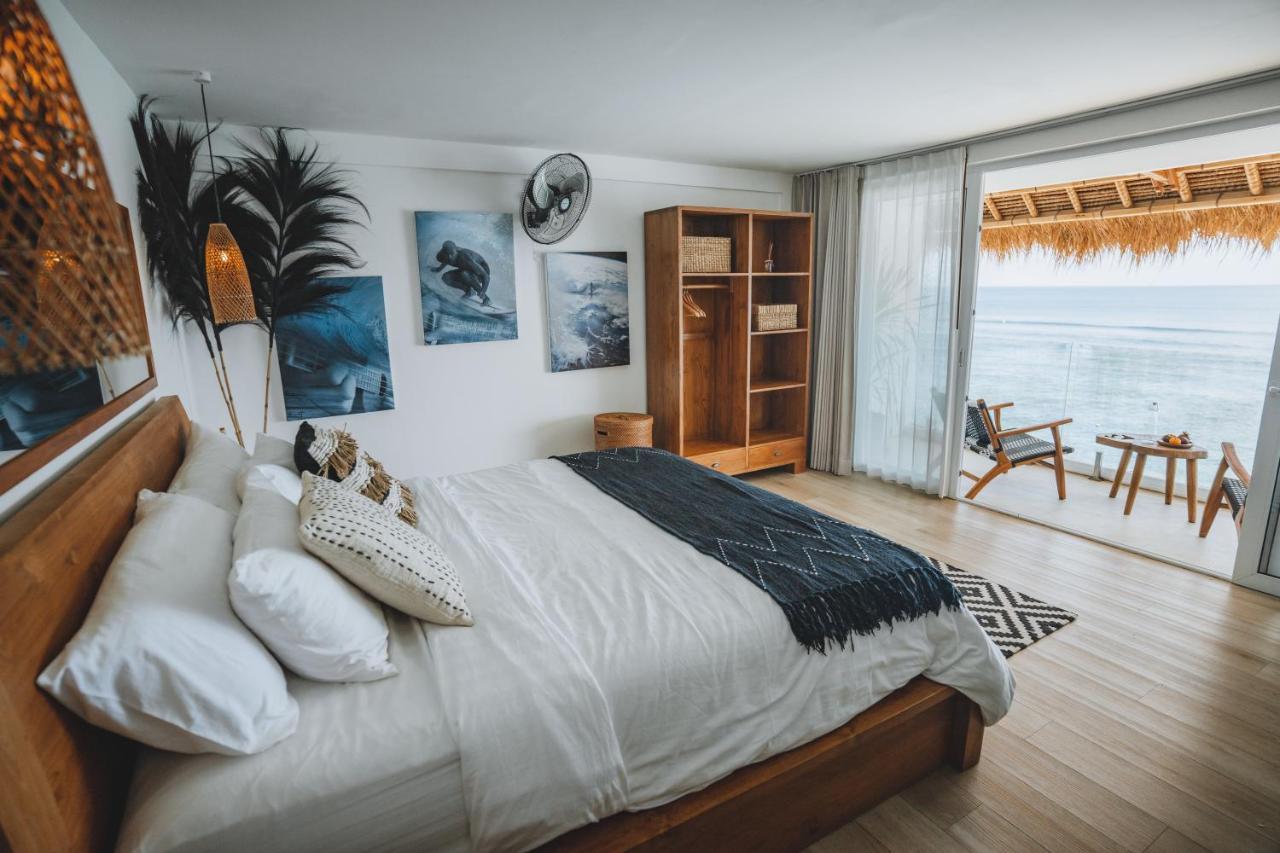 Legends Beachfront Resort อูลูวาตู ภายนอก รูปภาพ